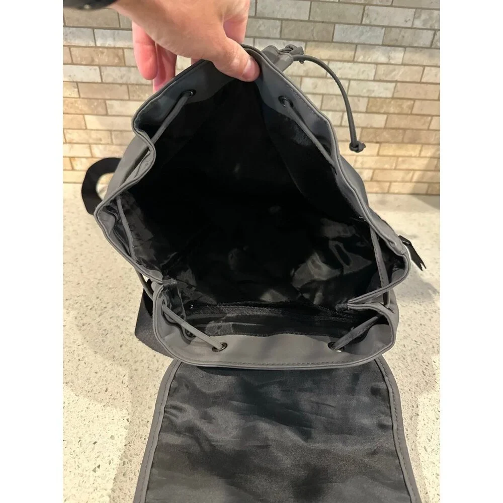 reaction kenneth cole backpack‎ grey